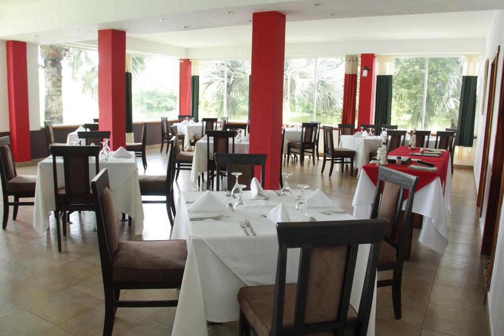 Hotel Vista Lago Сантьяго Экстерьер фото